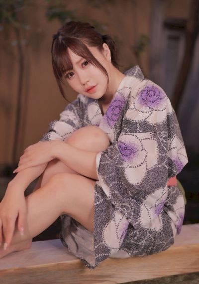 年轻漂亮的女邻居4