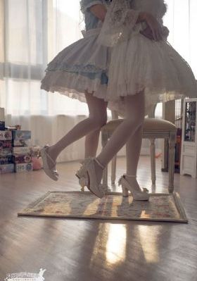 我是娇小魅魔的忠实仆人